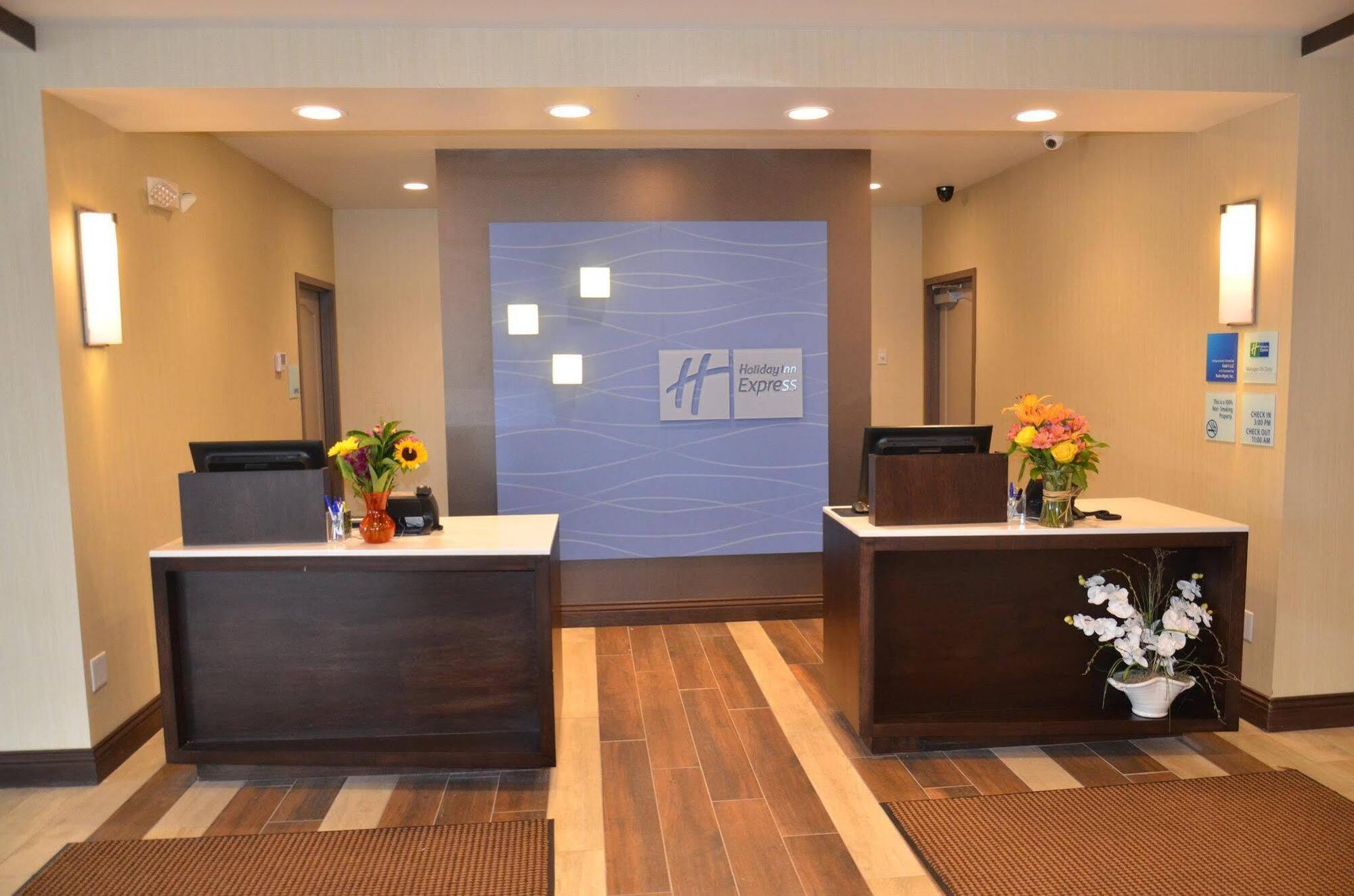 Holiday Inn Express & Suites Cheektowaga North East By Ihg Dış mekan fotoğraf